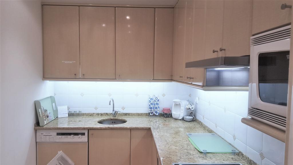 Concha Centro Apartment Сан Себастиан Екстериор снимка
