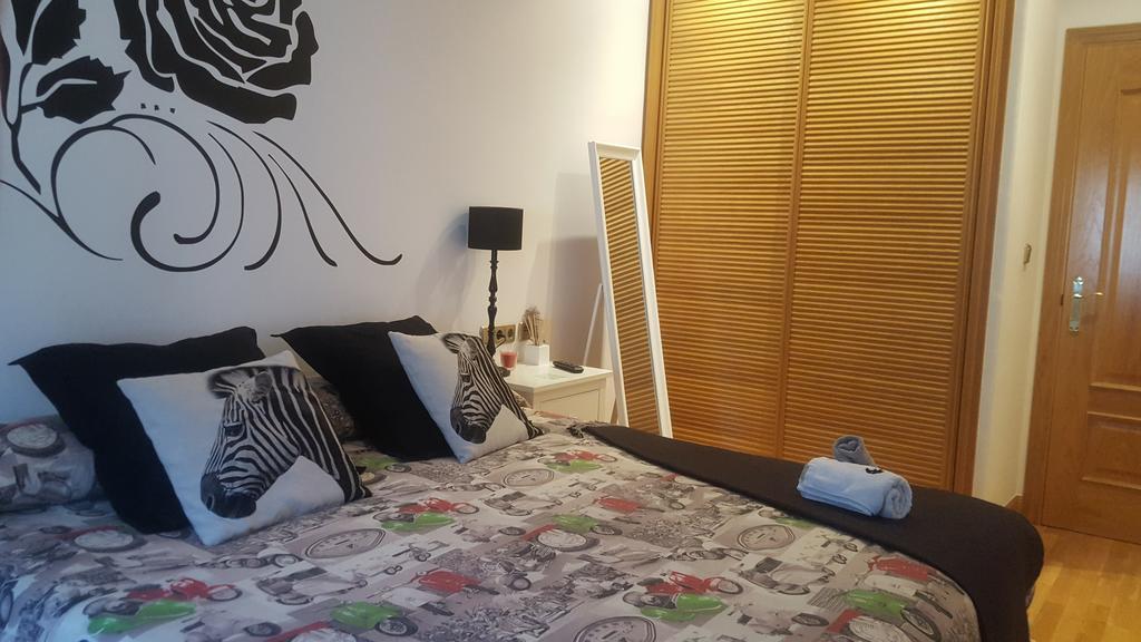 Concha Centro Apartment Сан Себастиан Екстериор снимка